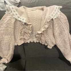 Cute sweater 