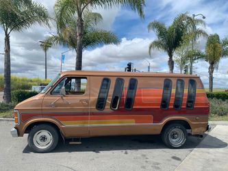 1979 Dodge B200 Shaggin'Wagon