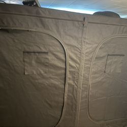 Spider Farmer Grow Tent