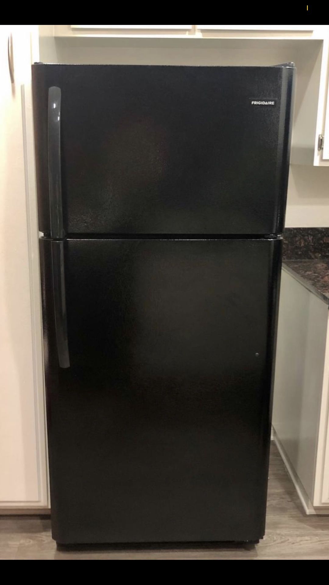 Frigidaire apartment size refrigerator like new