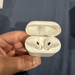 Apple AirPods 2nd Gen