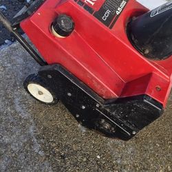 Toro Snowblower CCR 2000E,2 CYCLE, 22 INCH ,4.5 HORSE POWER 