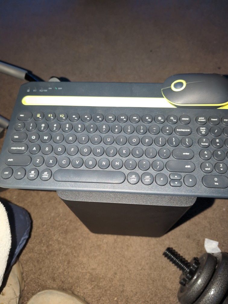 ONN Wireless USB/Bluetooth Multi Device Keyboard And Mouse Set