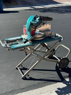 Makita Chopsaw and Stand 12”