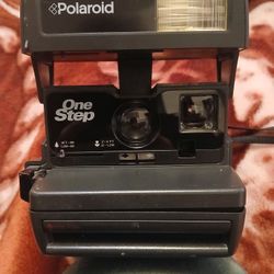Polaroid ONE Step CAMERA