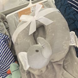 Semi New Clothes Baby Boy 0-6 There Also New Blanket Recieving Blankets 