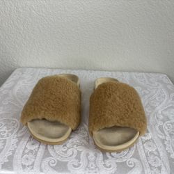 NEW Jenni Kayne Shearing Slides, Size 36 (US 6), Tan and Fluffy!!