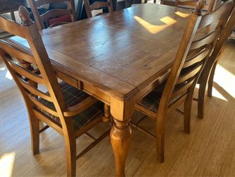 Dining Table with Extension Leaf & 6 Chairs – Solid Wood