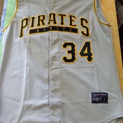 PIRATES JERSEY SIZE MEDIUM ADULT STITCHED 