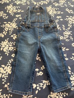 Baby sleeveless jumpsuit
