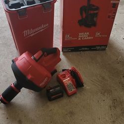 Milwaukee Auger/Vacuum Combo