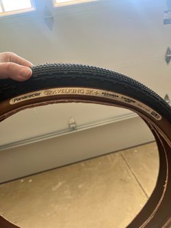 27.7  / 650b gravel king . Like new