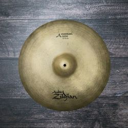 Zildjian Avedi 20 Medium Ride Drum Cymbal !! $120 Or Best Offer !!