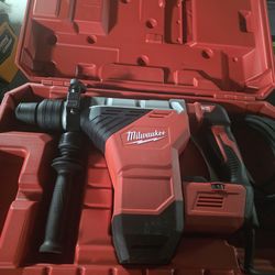 MILWUAKEE CORDED SDS MAX 1-3/4 DEMOLITION COMBINATION LIKE NEW