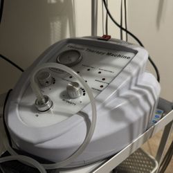 Vaccum therapy machine 
