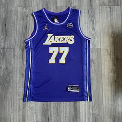MENS LUKA DONCIC LOS ANGELES LAKERS JERSEY XL