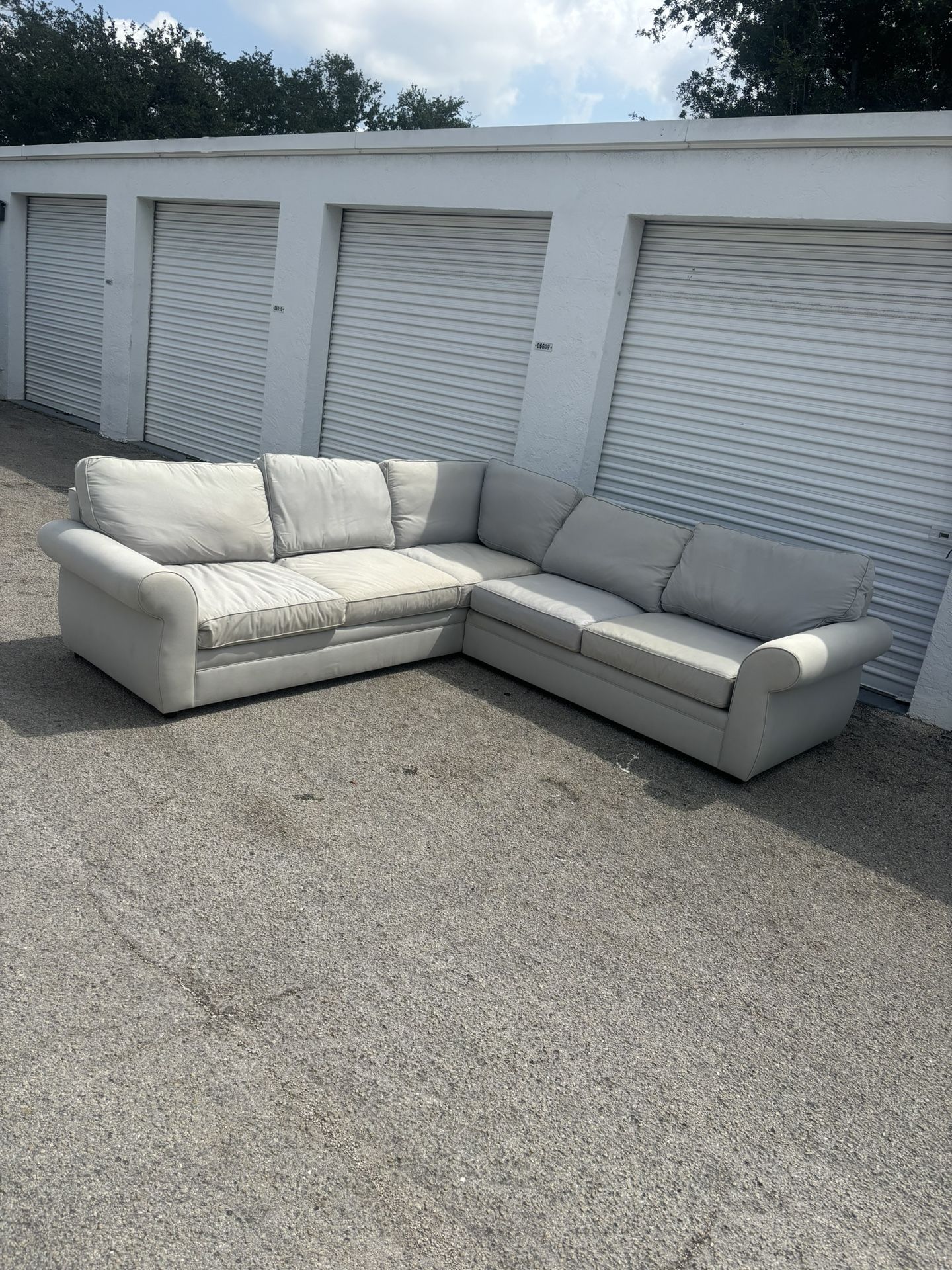 Pottery Barn Light Grey Sectional (Free Delivery) (Retail: 5,000)