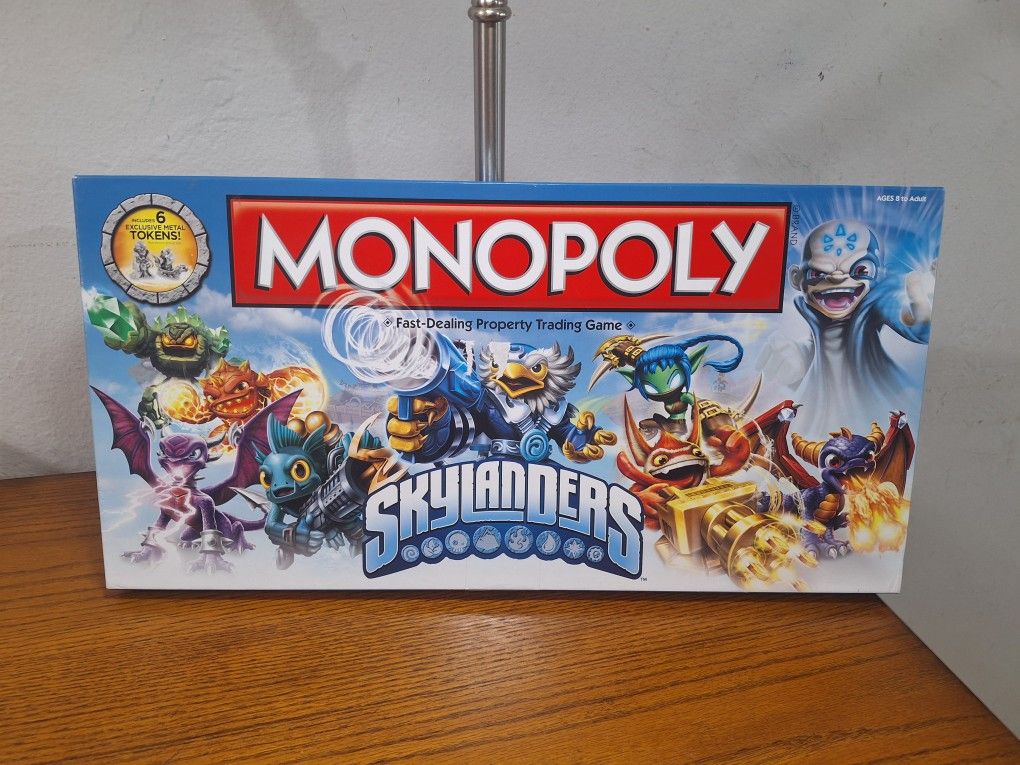 Monopoly Skylanders Collector's Edition 2013 Complete!!