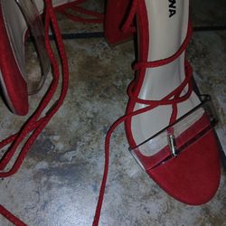 Fashion Nova Heels 👠 Red