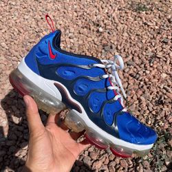 Sz 11 Vapormax $60 FIRM NO TRADES
