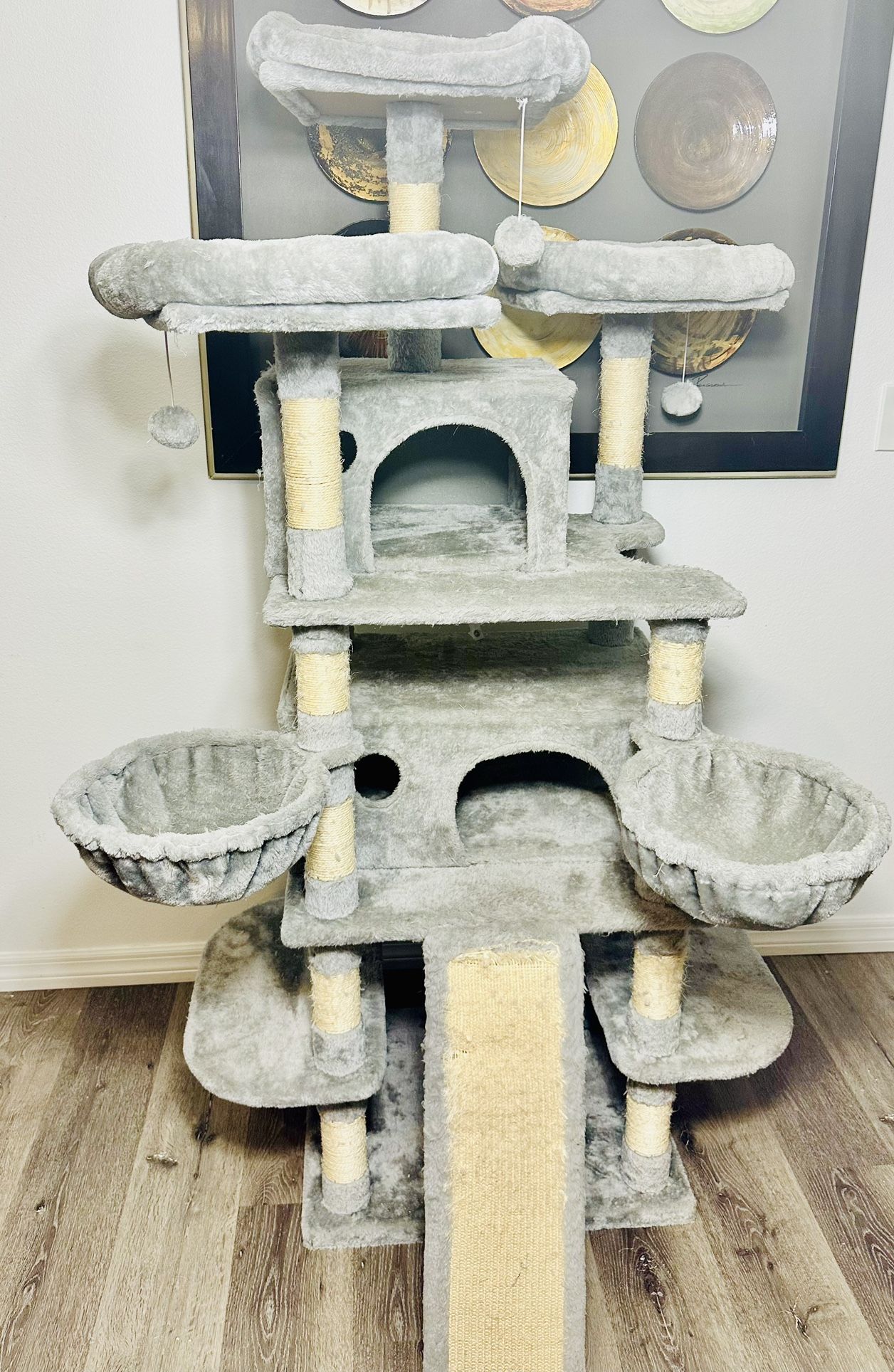 X-large CAT TOWER 