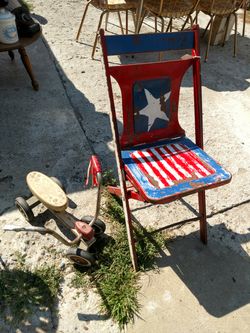Antique Vintage Metal Folding Chair