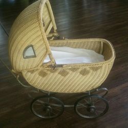 Mary Lu Doll Carriage 