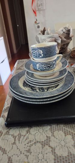 Vintage Currier & Ives 10pc Lot - 3 Dinner Plates, Bowl, 2 Cups, 4 Saucers