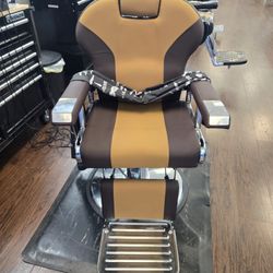 Barber Chairs 