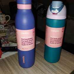  2 OWALA  24 OZ WATER Bottles