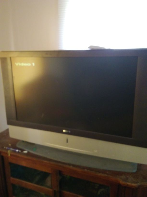 Tv 50 inch. Sony wega