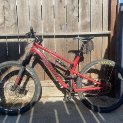 Santa Cruz Mountain Bike - 5010 
