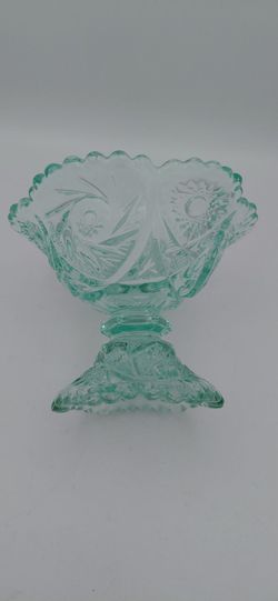 Gorgeous Vintage Imperial Starburst Compote/ Candy Dish