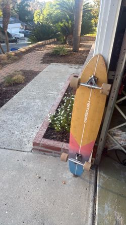 Retrospect girls skateboard