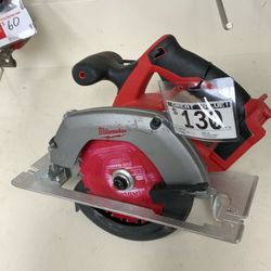 MILWAUKEE CIRCULAR SAW