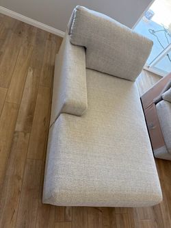Left side chaise lounge chair (Next-Gen Nuvella)