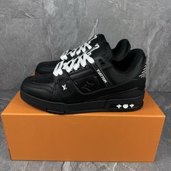 Louis Vuitton LV Trainers Black & White Sneaker