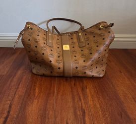Authentic MCM Reversible Visetos Shopper Tote Bag Cognac Brown Checkered Large