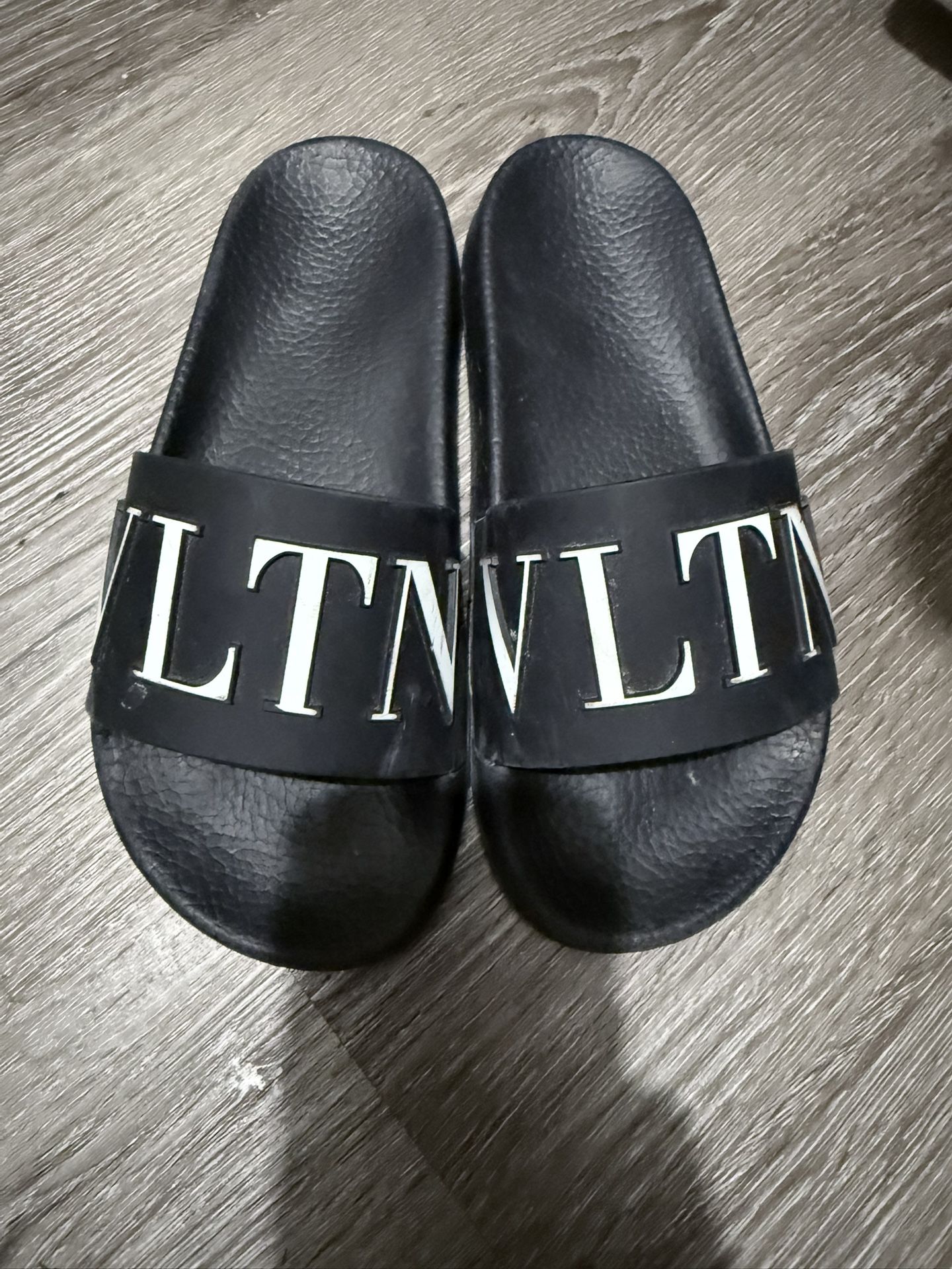 Valentino Slider
