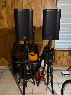 Harbinger m200-bt.   370 obo