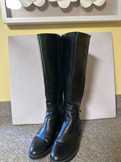 Black Leather Knee-High Riding Boots
