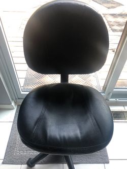 Task Chair