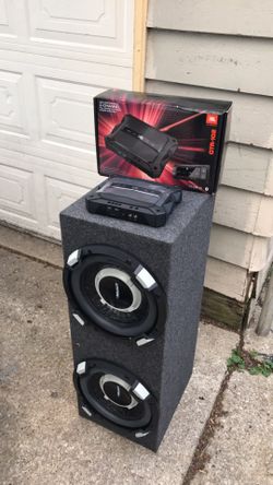 2 12s and Jbl Amp $270 with amp Kit