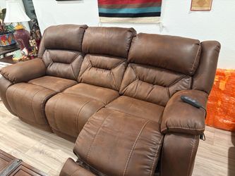 Leather reclining love seat and sofa
