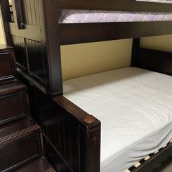 Bunk Bed Full Size & twin Size