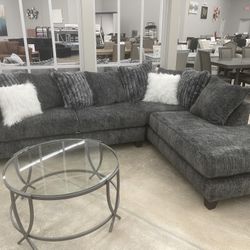 🚚 Sectional Sofa – Fast Delivery Available