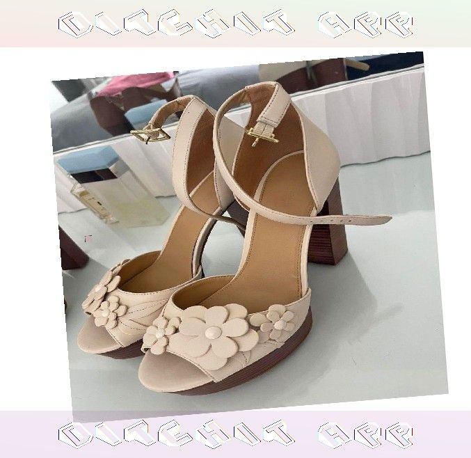 dream she Event Outfits Shine with Refined and Fashionable Styles