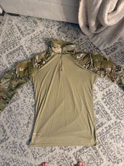 Crye Top