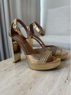 Gold chrome platform heels - Size 6