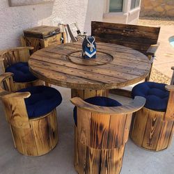 Rustic Outdoor Furniture 
